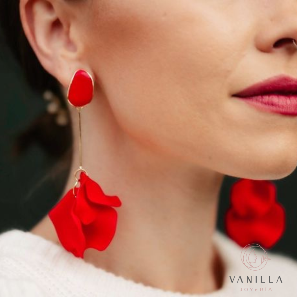 Aretes de hojas de pétalos colgantes