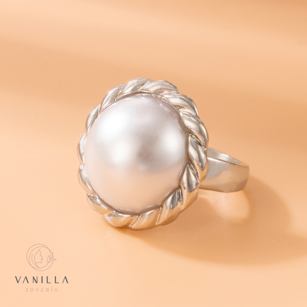 Anillo de perlas de giro redondo